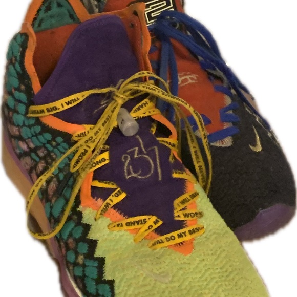 Nike LeBron 17  "What The..." colorway  12 M. Great Condition - Picture 6 of 14